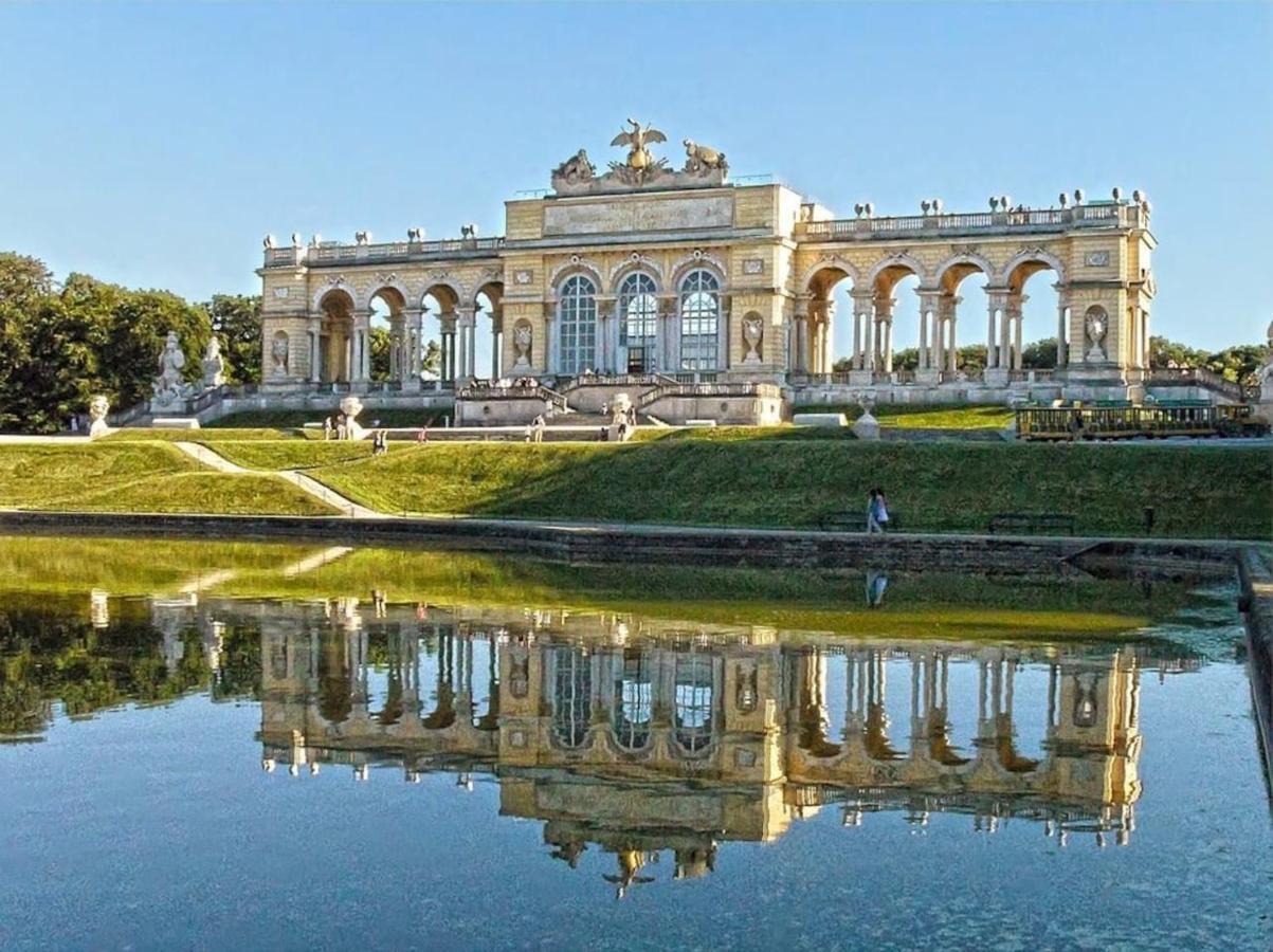 Grosszugiges Nahe Schonbrunn Apartment